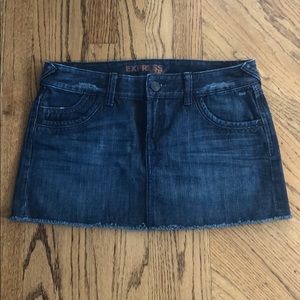 Express dark denim skirt